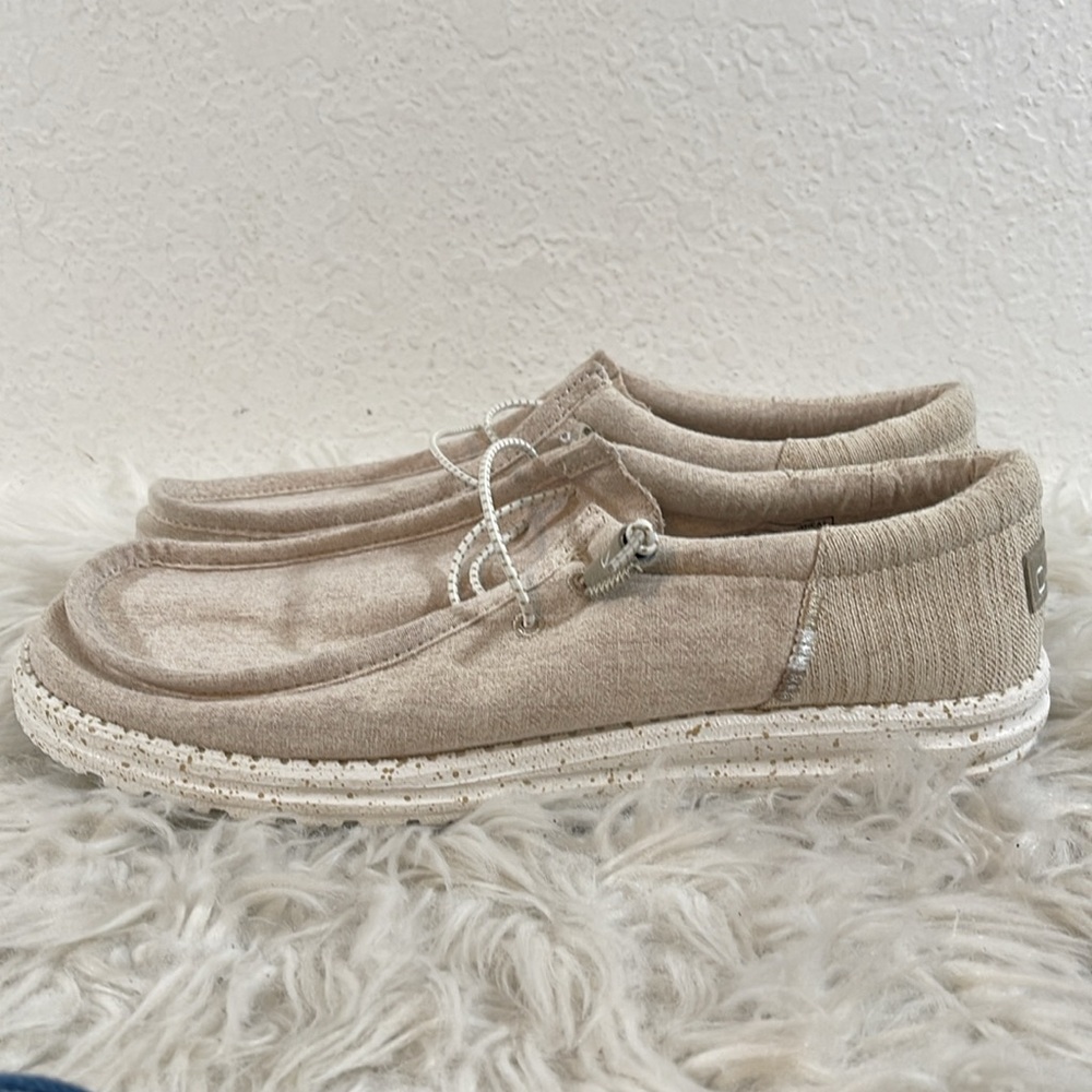 HEY DUDE WALLY FUNK WHEAT SHOES SIZE 11 - Picture 8 of 12